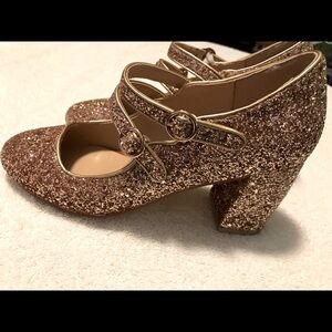 Brand New Super Stylish Heels By F5J -Size 9 - Box 58
